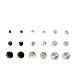 NWT • Black, Gold, and Pearl Stud Set